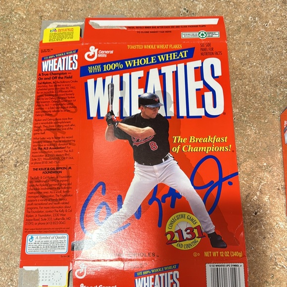 Cal Ripken Jr bundle.  Wheaties and mini box with 24 K  gold signature - Picture 11 of 11